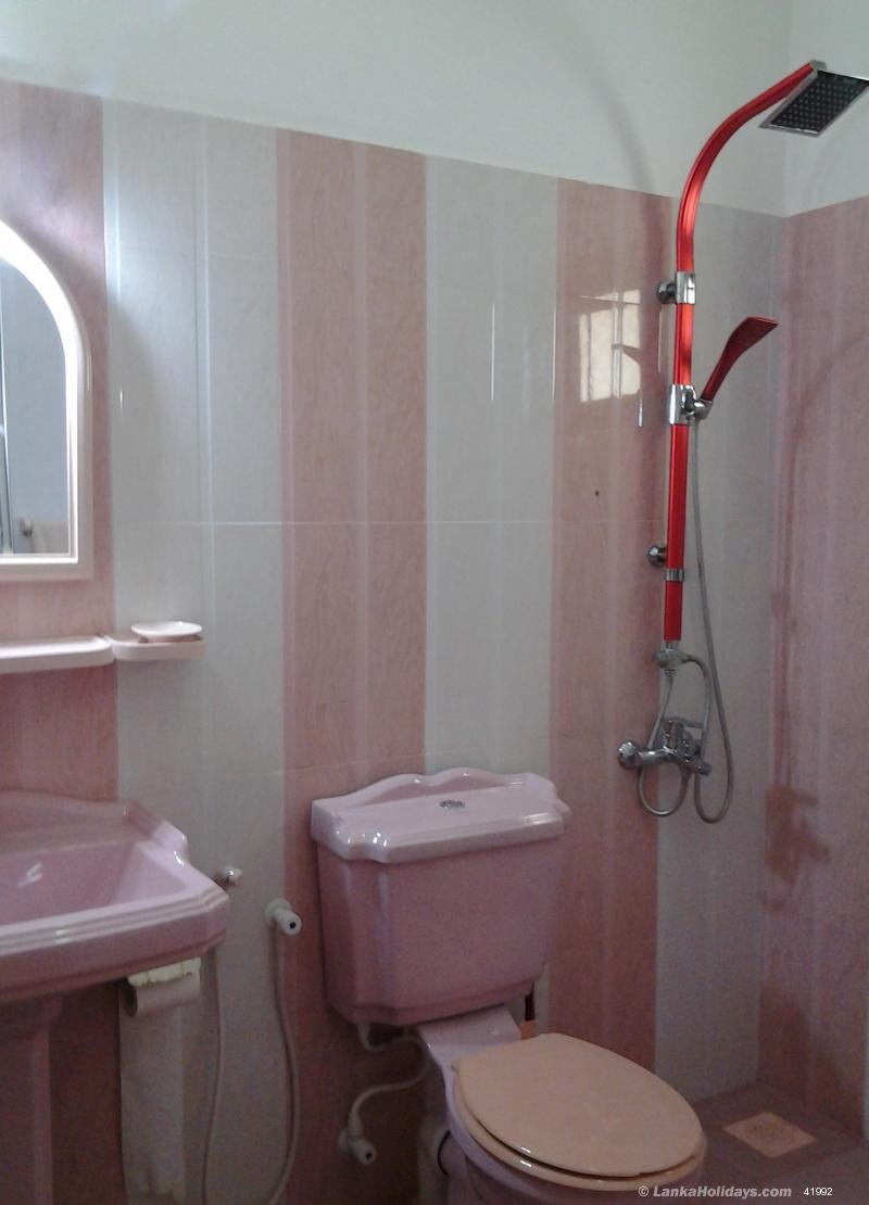 Bath Room 02